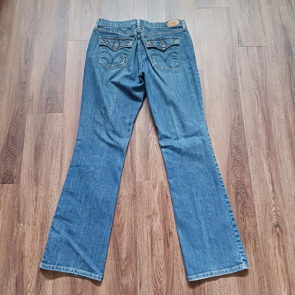 Levis 515 Bootcut Jeans Womens 8 L Distressed Flap Pocket Studded Denim 31 x 32